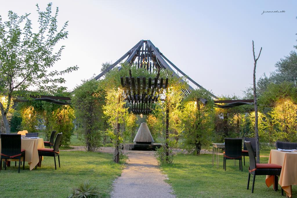 Hotel Ardea Purpurea Villamanrique De La Condesa Exterior foto
